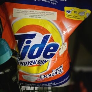 Tide Laundry Detergent with Downy Asian